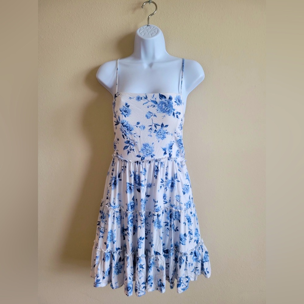 Beautiful Summer Dress!!
